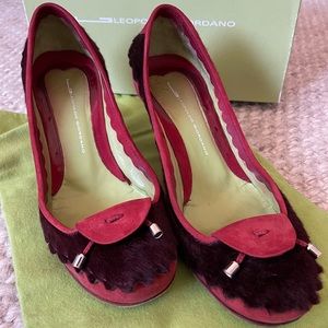 Leopoldo Giordano Suede Wedge Shoes with Fur